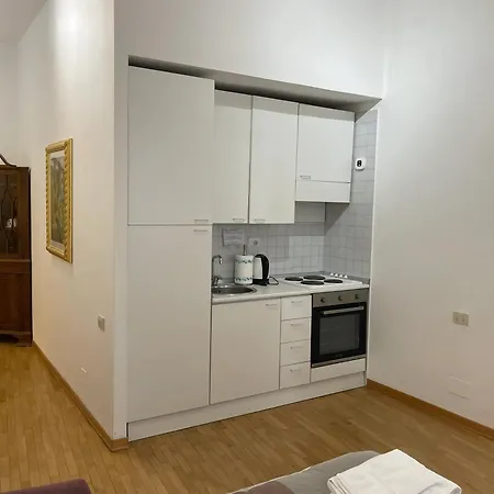 Apartment Charming Near The Colosseum 60 Sqm 4 Pers Air Conditiond *