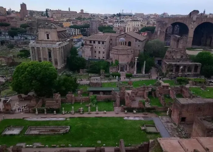 Appartement Charming Near Forum - 60 M² Rome