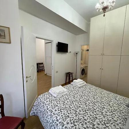 Charming Near The Colosseum 60 Sqm 4 Pers Air Conditiond